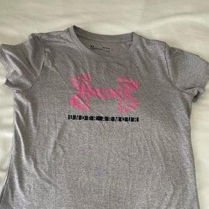Womens medium under armour shirt